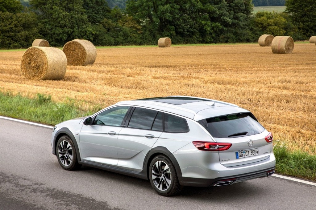 Insignia Country Tourer