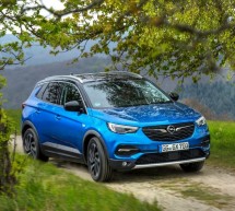 Opel’den Yeni Hibrid Modeli ile Geliyor