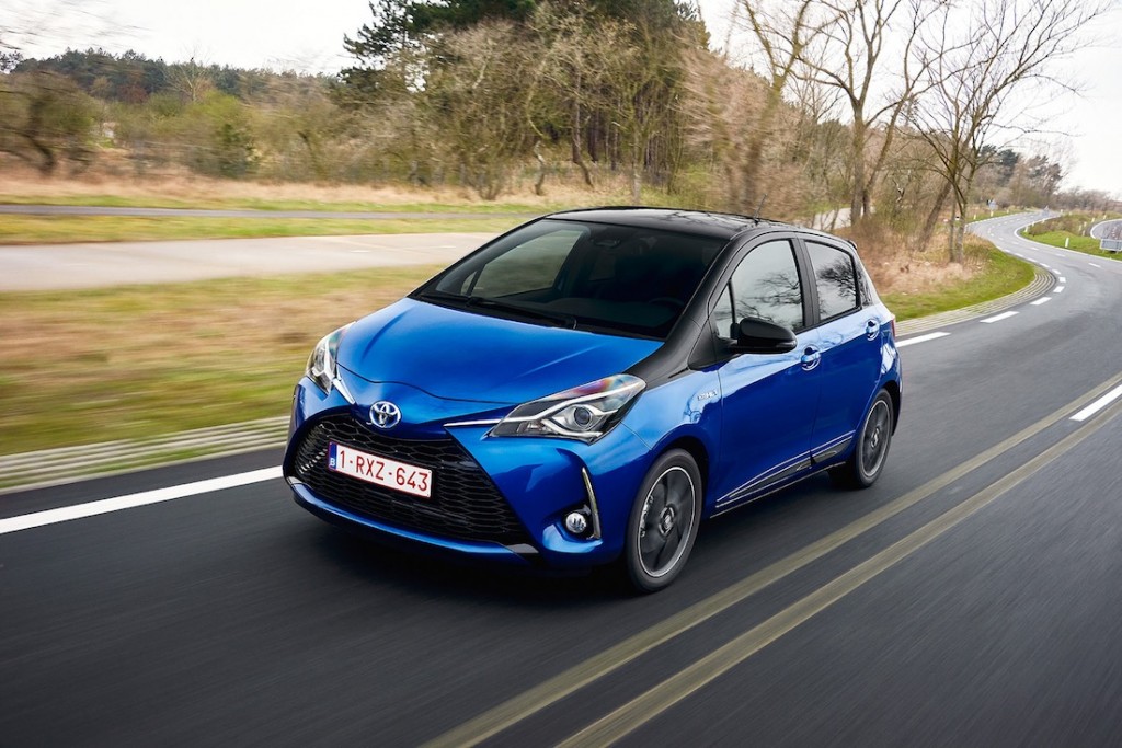 Toyota Yaris Hybrid (4)