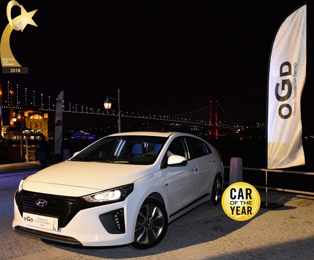 Hyundai IONIQ Hybrid -