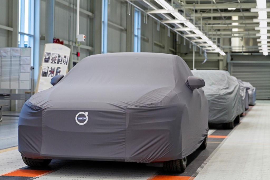WEB 2 _Volvo_s_new_manufacturing_plant_in_South_Carolina_USA