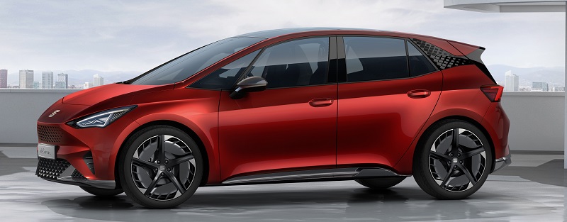 WEB 1551787513_SEAT_el_Born_plugged_into_electric_mobility_04_HQ