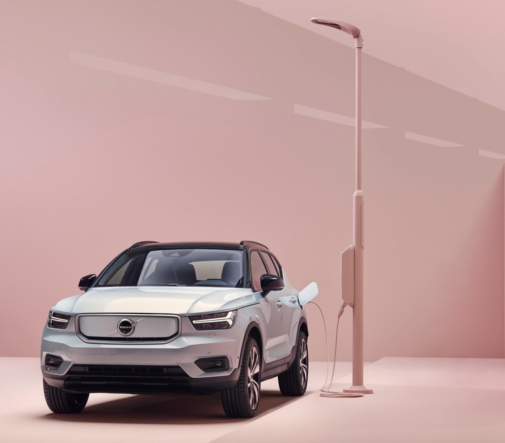 Volvo XC40 Recharge P8