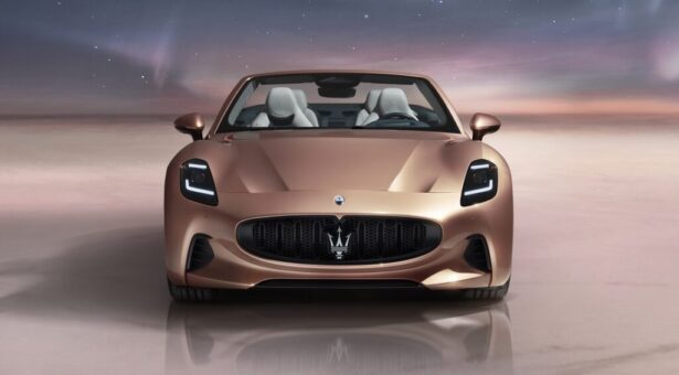 Maserati’nin ilk tam elektrikli cabrio modeli Folgore tanıtıldı.